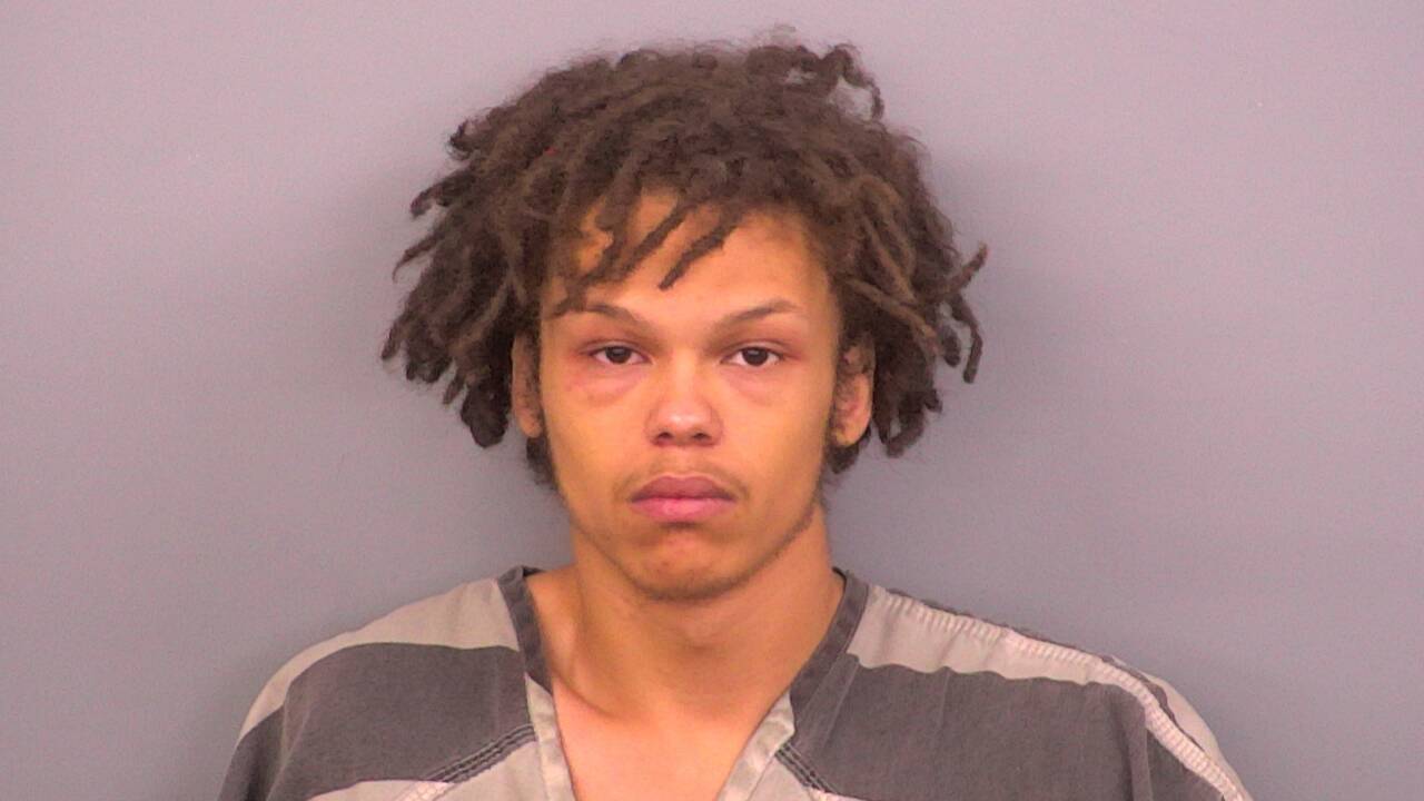 Mugshot of MONTEVIOUS D BOST
