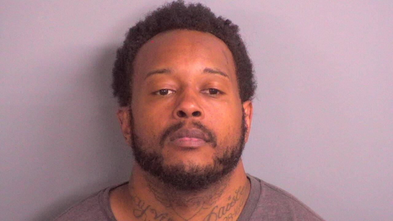 Mugshot of L ZABRIEN D THURMAN