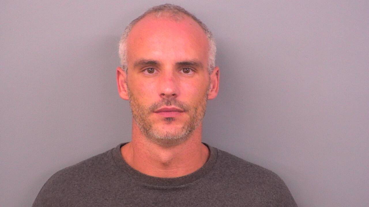 Mugshot of ETHAN C DAVENPORT