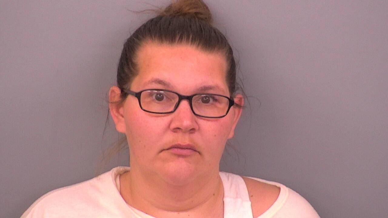 Mugshot of BRANDI D KIRBY