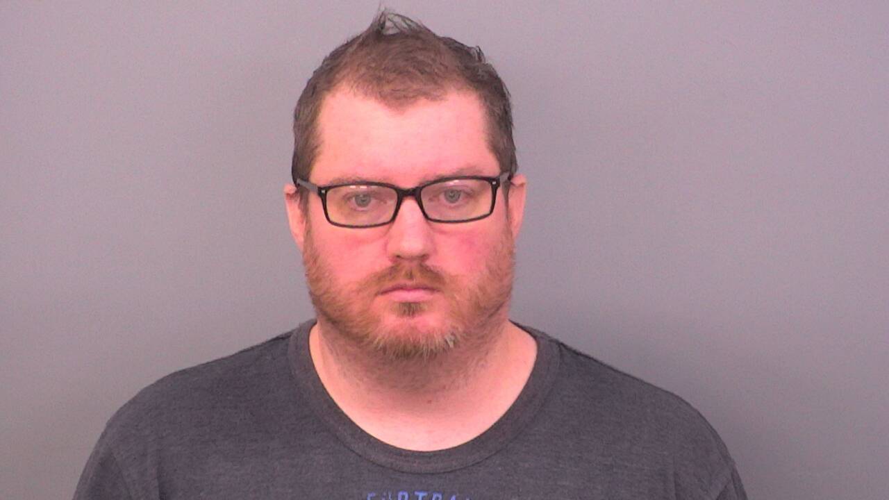 Mugshot of MATTHEW NEAL LOCKE