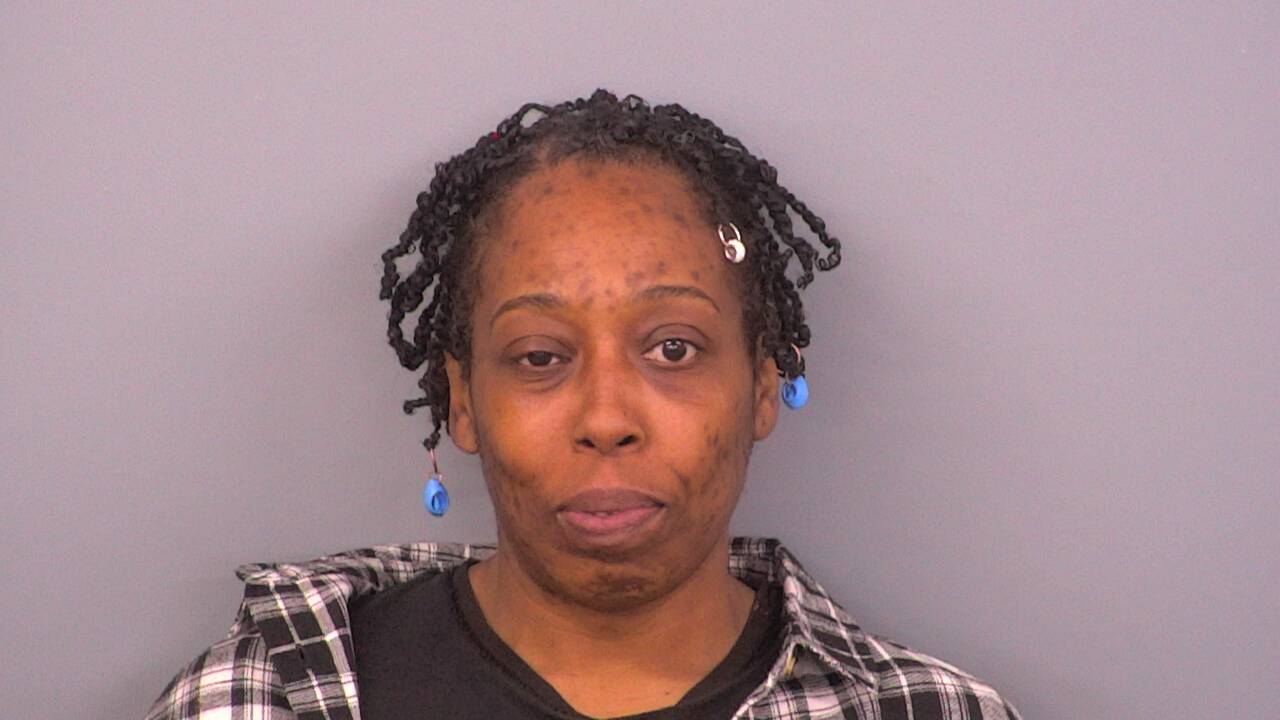 Mugshot of CHATTIEDRA LINDASHA CHRISTMAS
