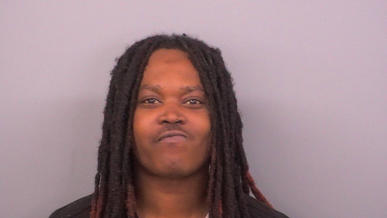 Mugshot of LADAVIOUS ANTONIO HENRIONTEZ WILLIAMS