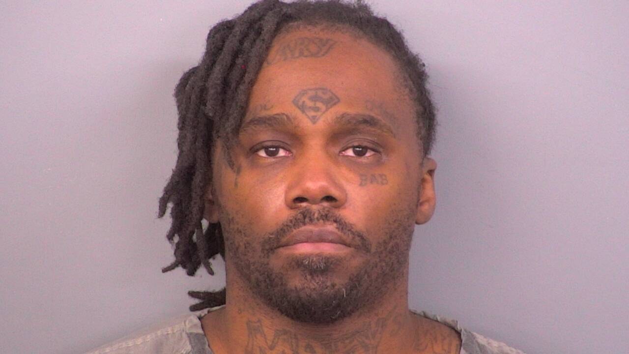 Mugshot of MICHAEL D BRINKLEY
