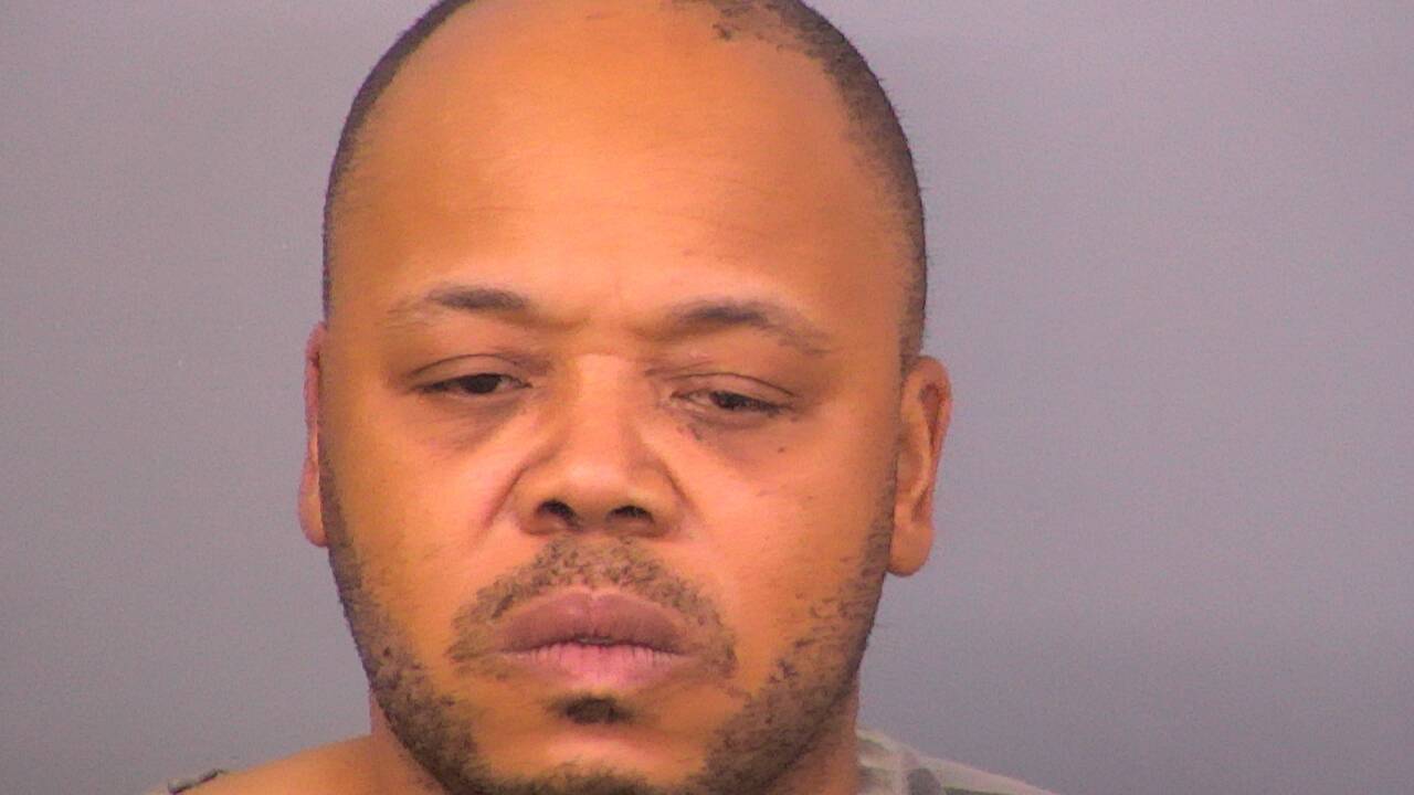 Mugshot of SIRGELO V GORDON