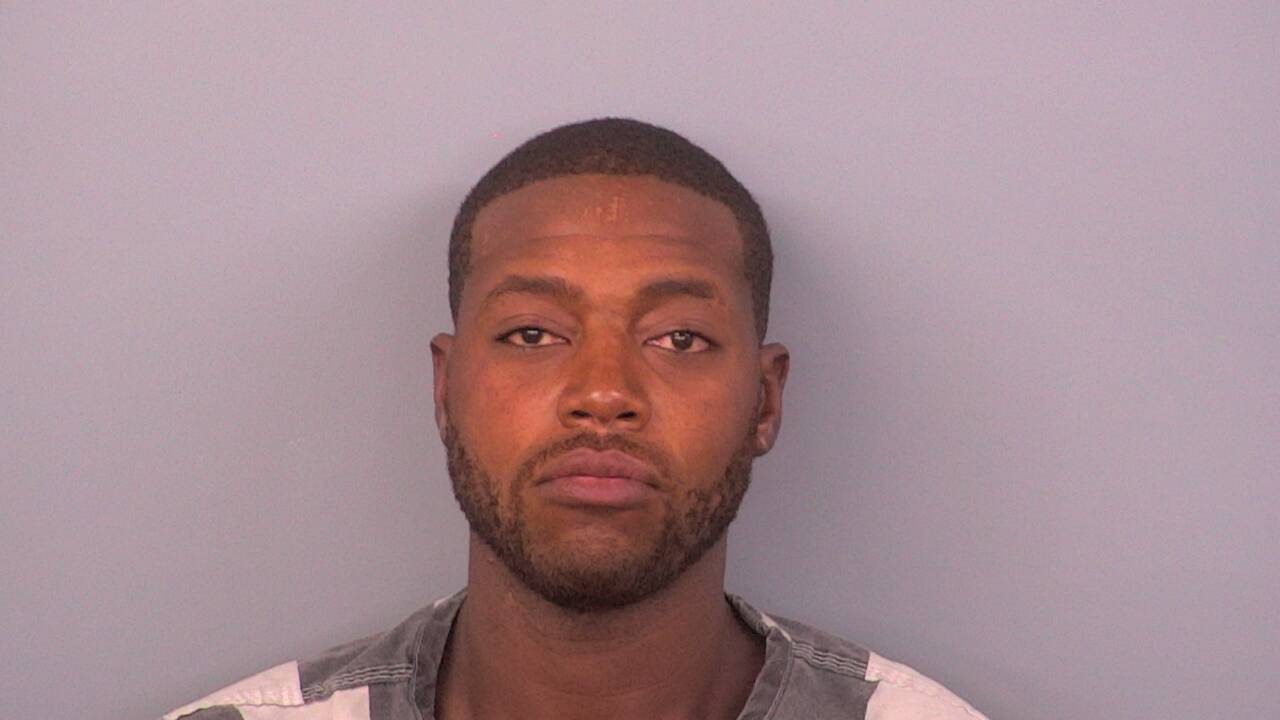 Mugshot of DEVONTE SHAIHEEM WILLIAMS