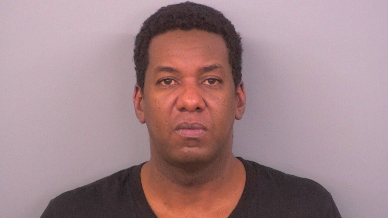 Mugshot of YOANDYS IGLESIAS DIAZ