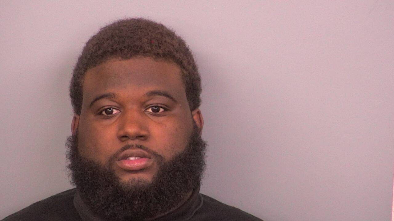 Mugshot of DONTAEVIOUS MARQUELL BLAYDE