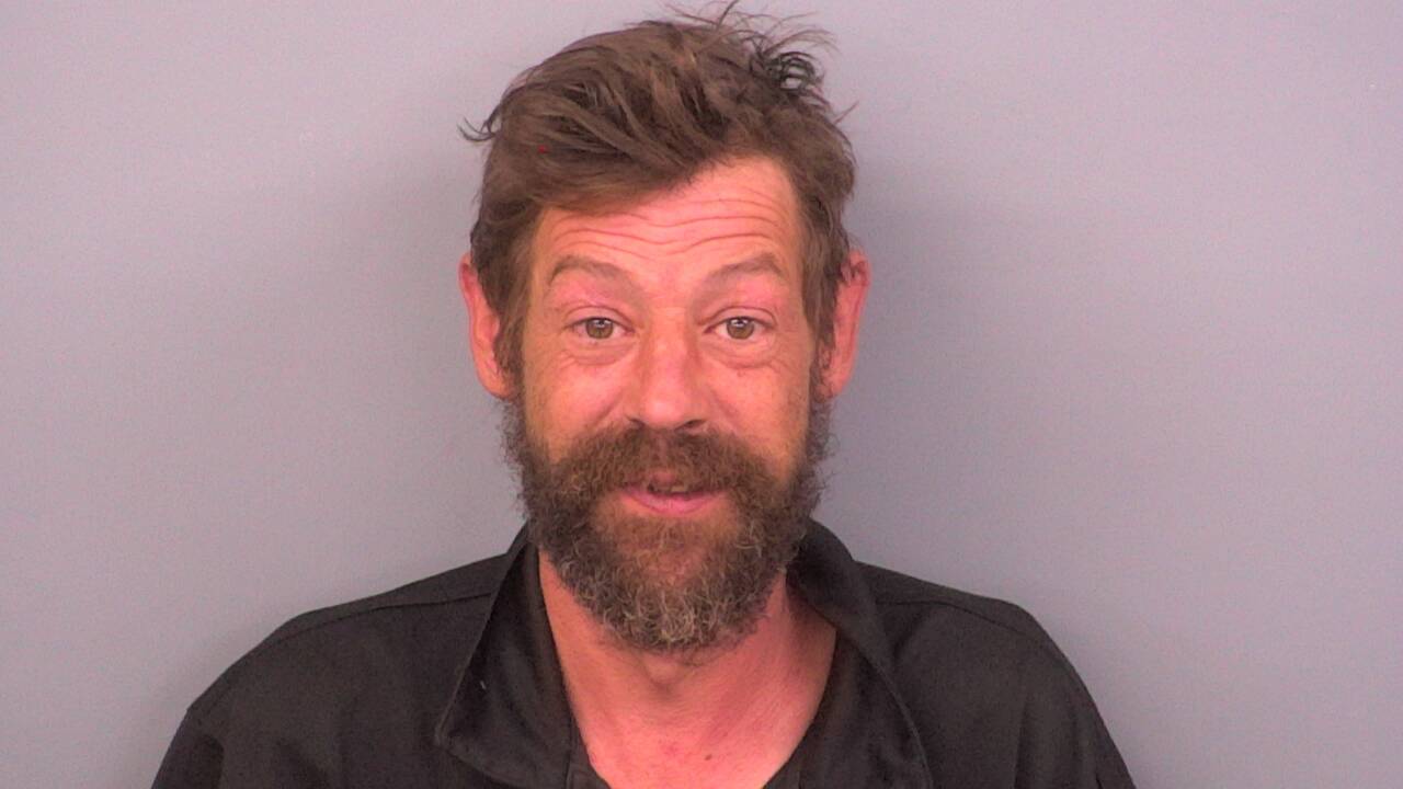 Mugshot of ZACHARY A LHUILLIER