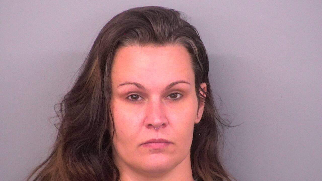 Mugshot of JUSTINA MARIE HUMPHREY