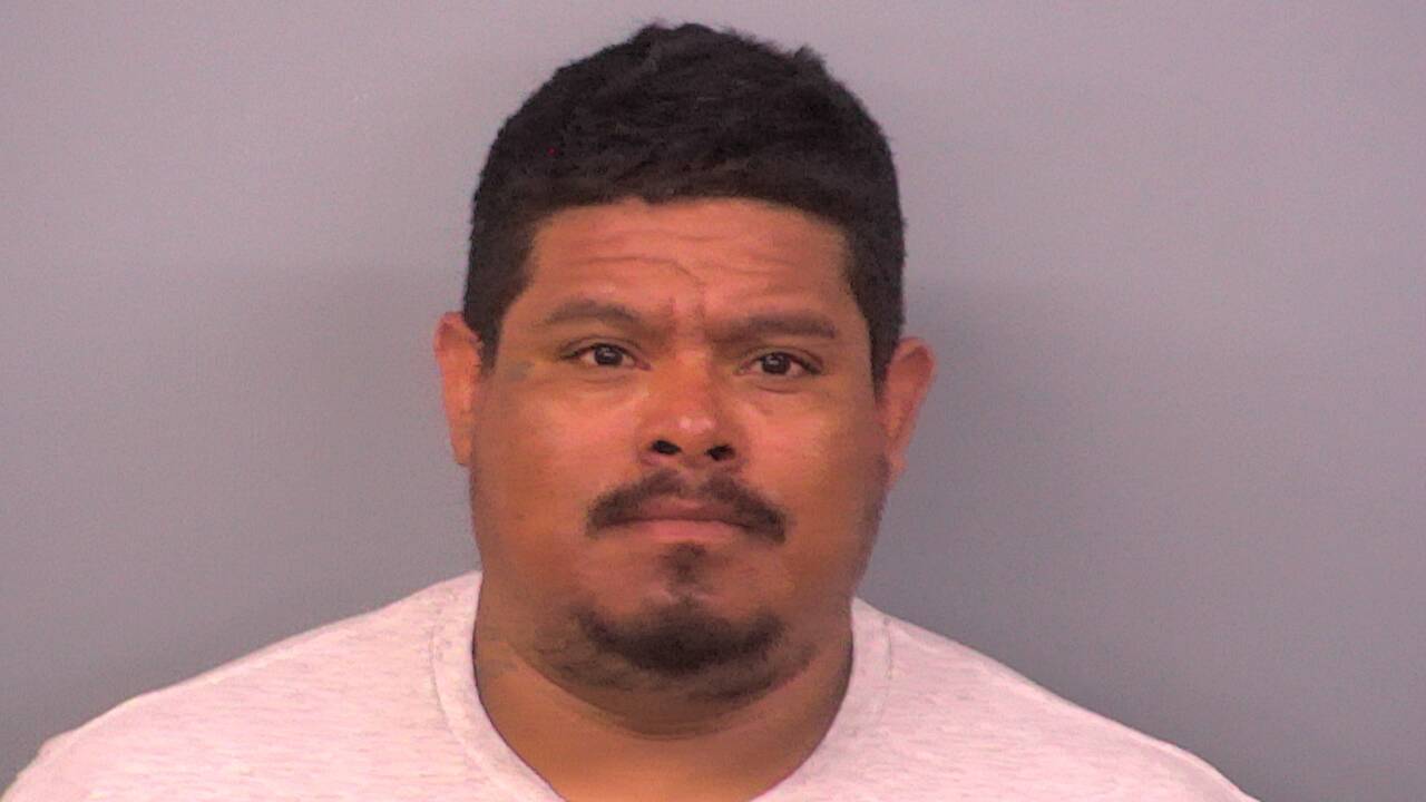 Mugshot of JOHNNY EDUARDO SALAS