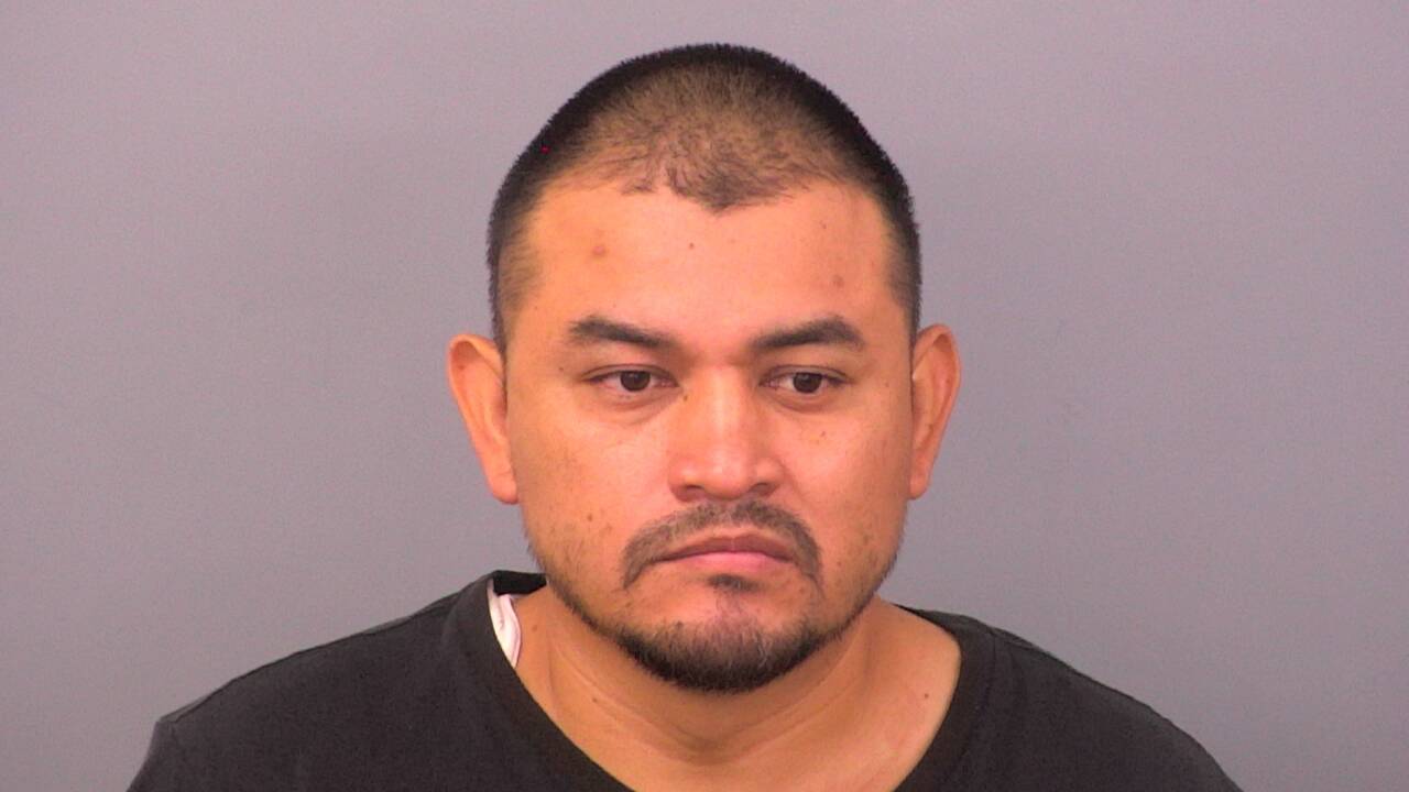 Mugshot of ERNET MIGUEL GOMEZ MARTINEZ