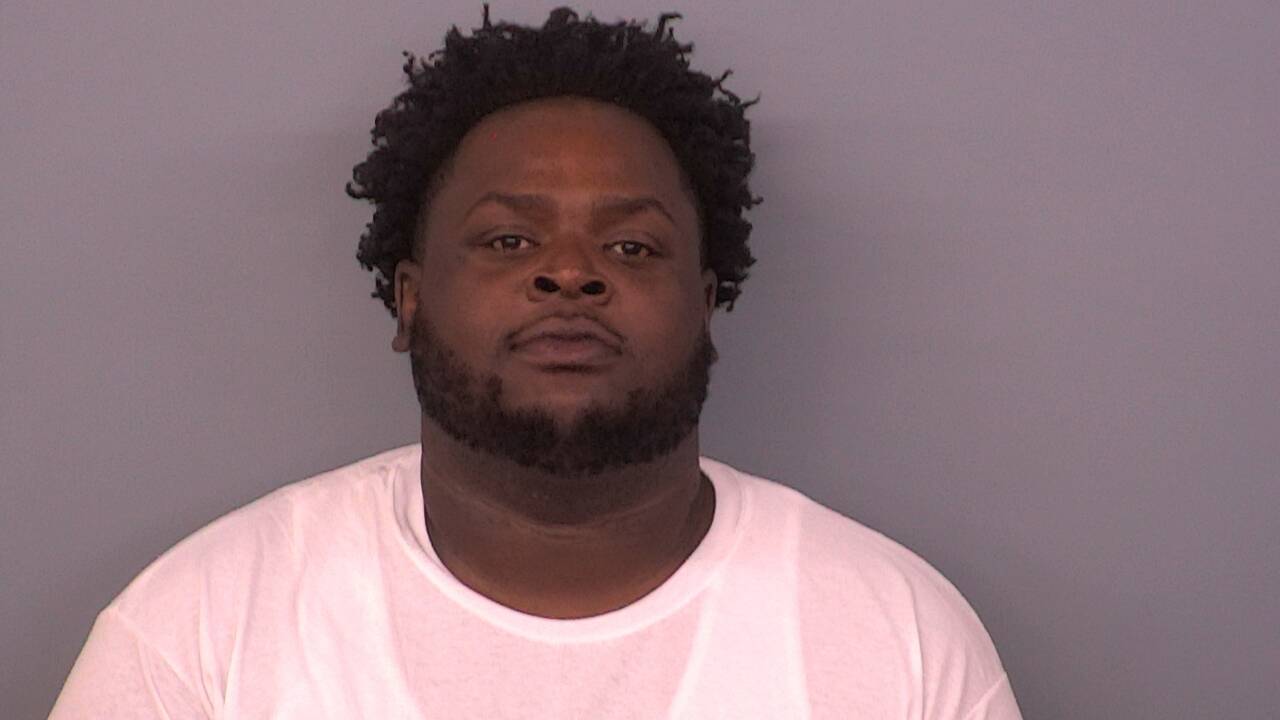Mugshot of DOUJHANTEZ FRANKLIN