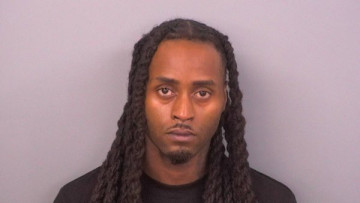 Mugshot of DIQUARRIUS MARKEITH SHAW
