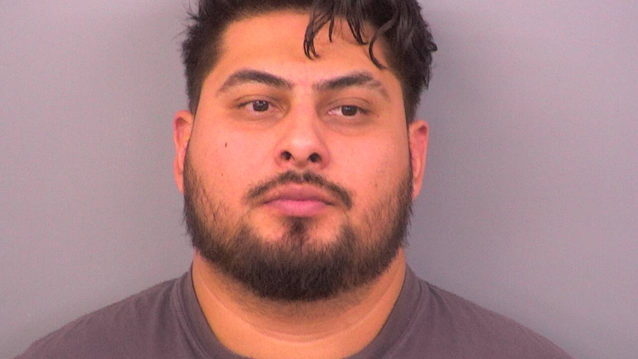 Mugshot of JOSUE TOANI ESPINO