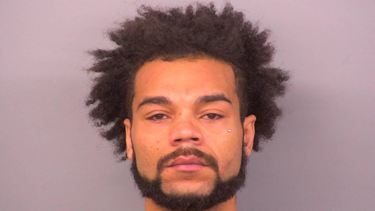 Mugshot of TREYQUAN TYRIK THOMAS