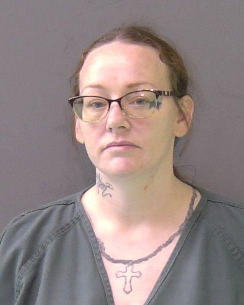 Mugshot of DEONNA MARIE LESCHUCK