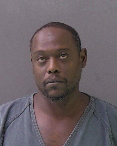 Mugshot of ROBERT LEVON MCHELLEN