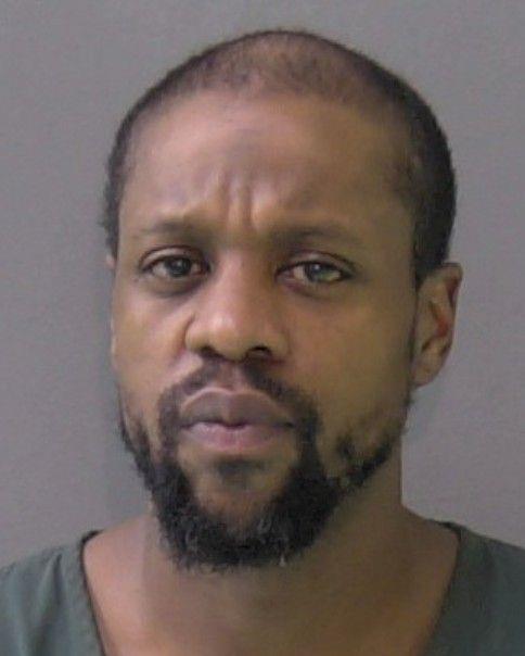 Mugshot of QUENTIN TREMAINE LOWE