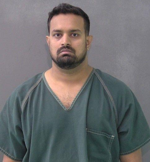 Mugshot of AYSHAD MOMIN