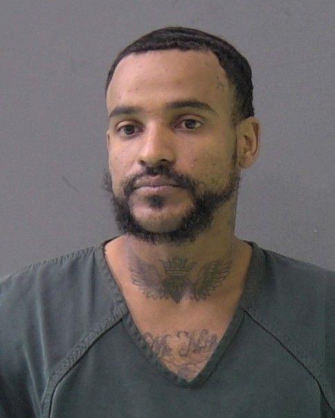 Mugshot of LUIS ANGEL QUILES-VASQUEZ