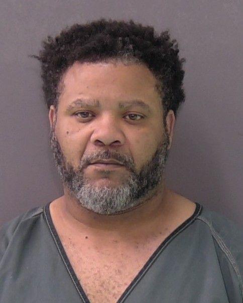 Mugshot of STEPHEN JUNIOR SEEGERS
