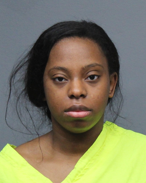 Mugshot of ARIUNNA CHARMAINE TEMPLE-MARTIN
