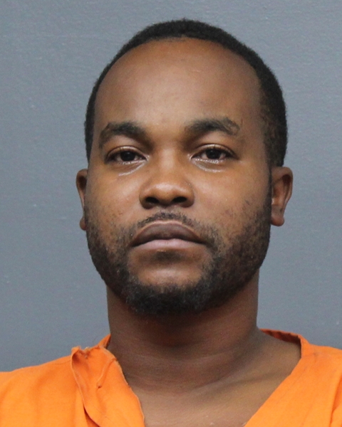 Mugshot of DEMONTRE QUARTEZ COLLINS