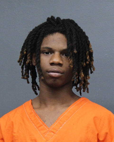 Mugshot of JAYLIN TYRELL ROBINSON