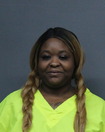 Mugshot of LASHUNDA LAQUAY HEARD