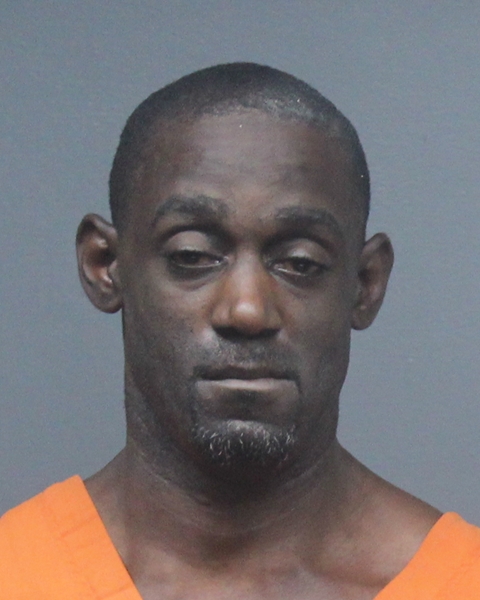 Mugshot of LEANARD CHARLES DAVIS