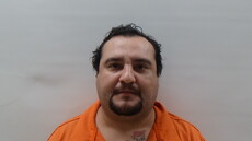 Mugshot of GONZALEZ JESUS