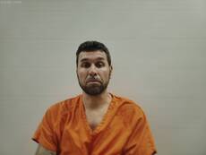 Mugshot of DUQUE JUAN ANTONIO