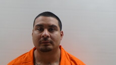 Mugshot of CANTU ERIC FLORES