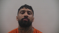 Mugshot of LEDEZMA EZAU