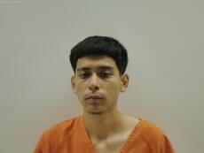 Mugshot of CAMACHO SEGURA MAURICIO MARTIN