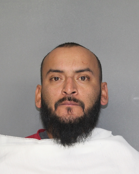 Mugshot of JOHN CARLOS MUNOZ
