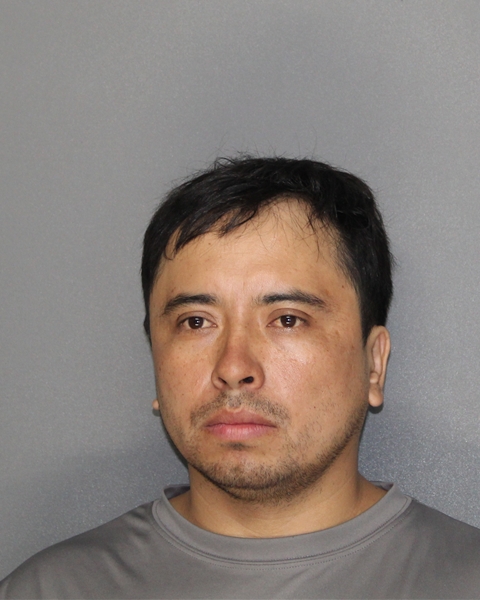 Mugshot of MARTIN OSBALDO LAGUNAS-MARTINEZ