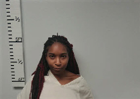 Mugshot of Adrianna Patrice Issac