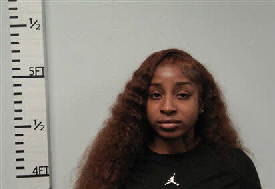 Mugshot of Kyndall Elyse Davis
