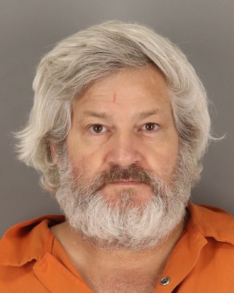 Mugshot of DERRICK PIPES