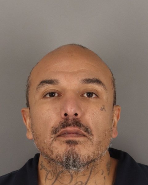 Mugshot of JUAN RIOJAS