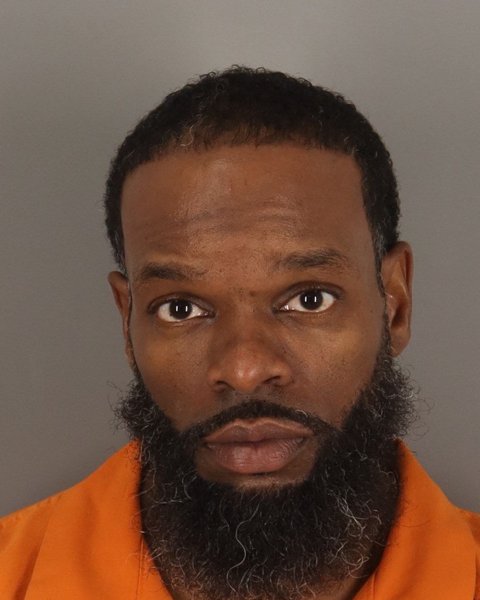 Mugshot of QUINTIN RAY
