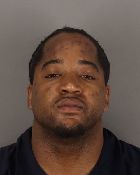 Mugshot of DAHNDRE BLUIETT