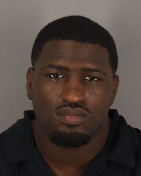 Mugshot of LATRAVION COLEMAN