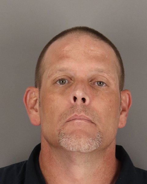 Mugshot of KEVIN FISCHER