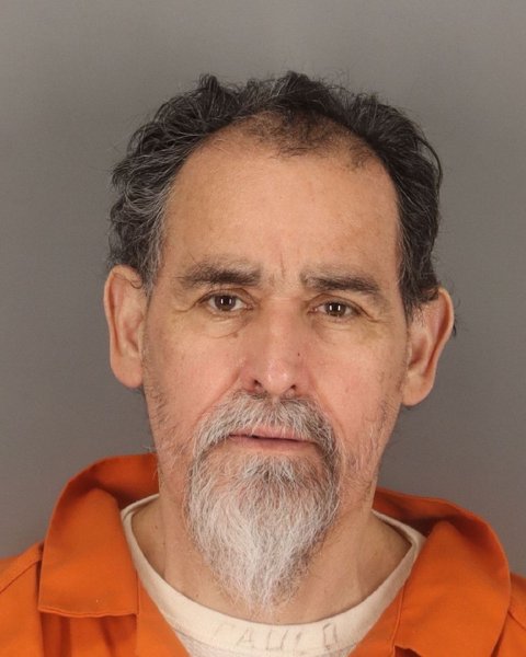 Mugshot of PAULO DOMINQUEZ