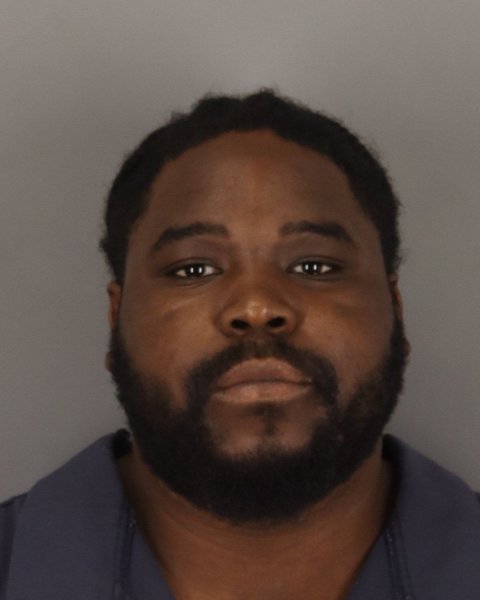 Mugshot of RAY'DARIN GLAUDE