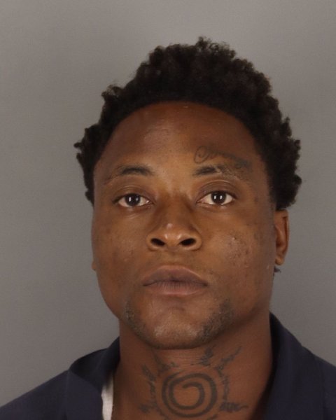 Mugshot of DANIEL CLOUDY
