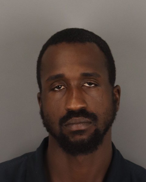 Mugshot of SHAQUILLE LEE